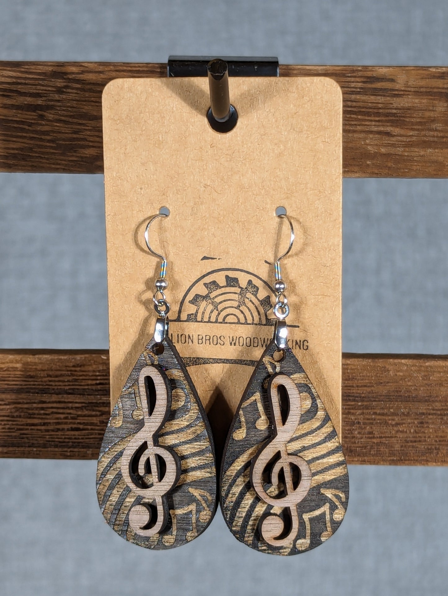 Earrings - 048